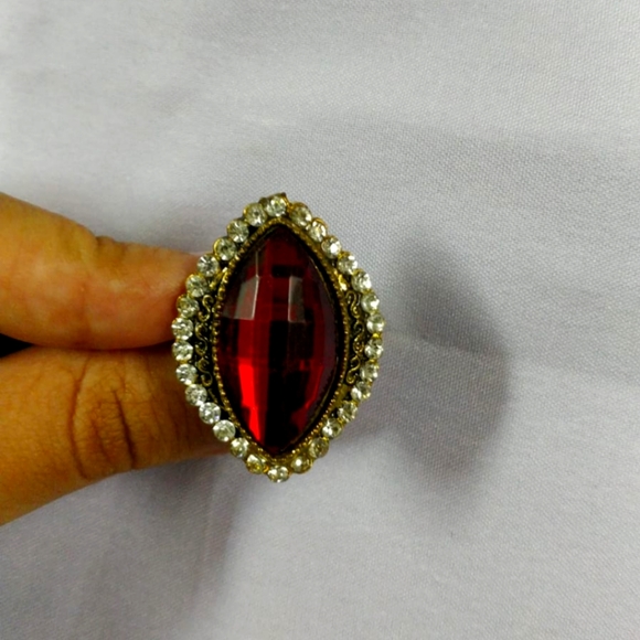 Jewelry - Red Royal Ring